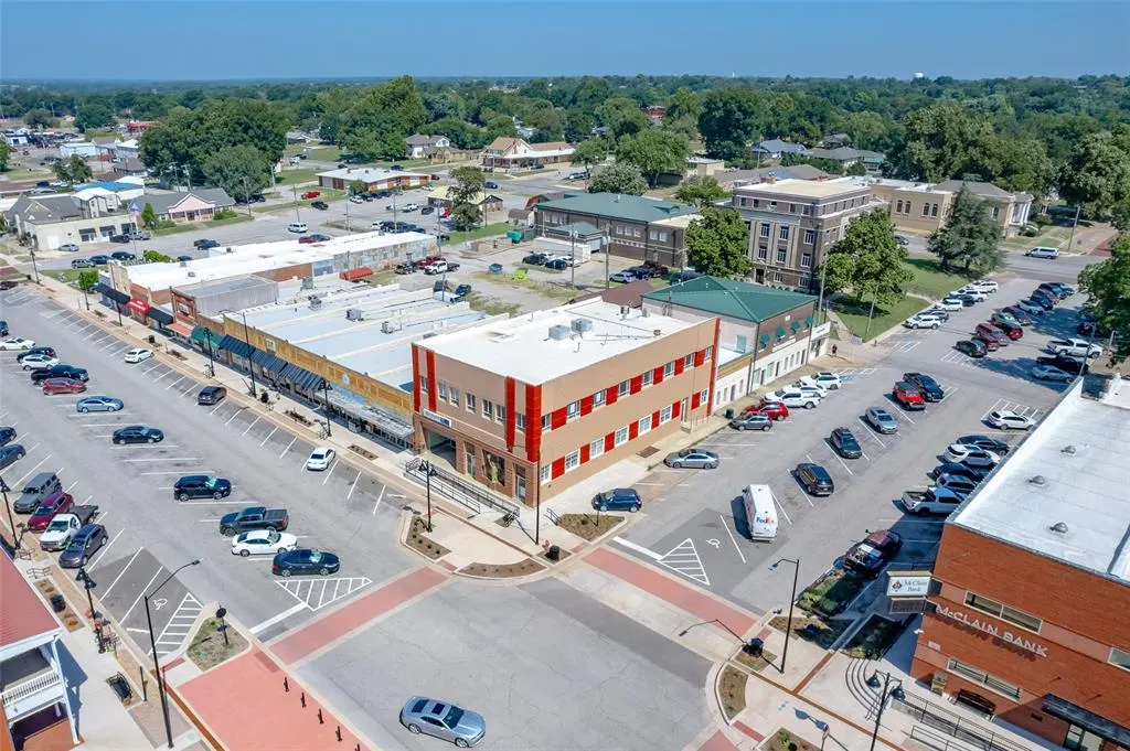 Photo 50 — 201 W Main Street, Purcell, OK 73080