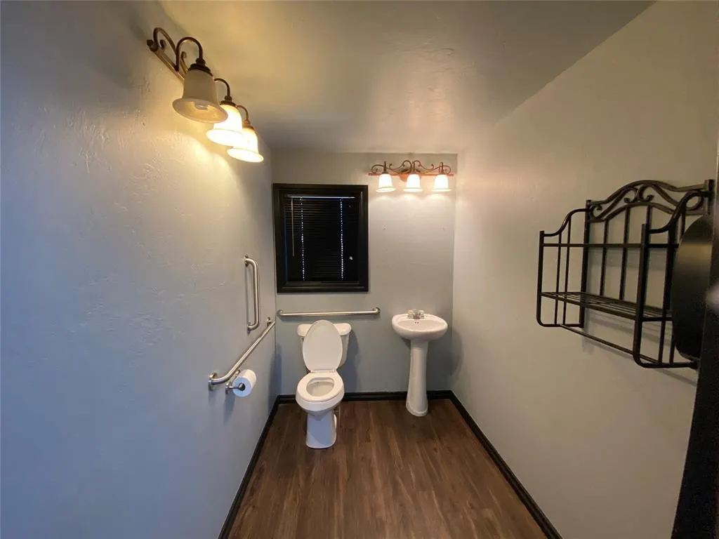 Photo 29 — 900 W 3rd Street, Elk City, OK 73644