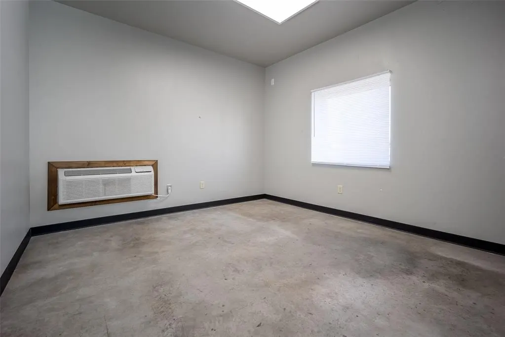 Photo 12 — 2701 Bart Conner Court 103, Norman, OK 73072