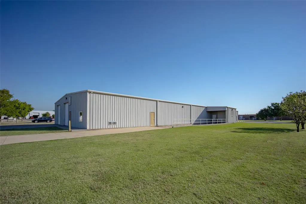 Photo 2 — 2701 Bart Conner Court 103, Norman, OK 73072