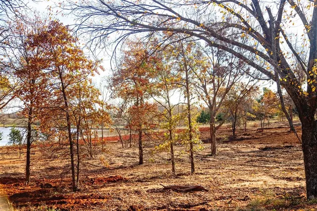 Photo 3 — 7435 Old Oak Trail, Guthrie, OK 73044
