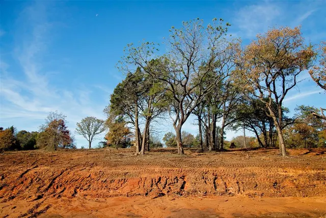 Photo 2 — 7434 Old Oak Trail, Guthrie, OK 73044