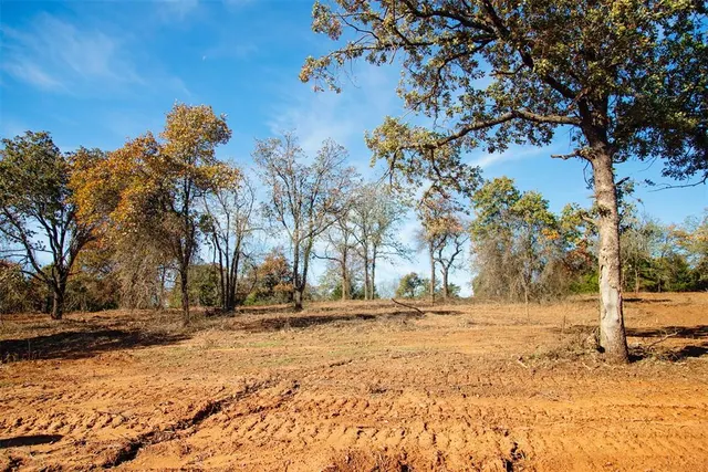Photo 4 — 7335 Old Oak Trail, Guthrie, OK 73044