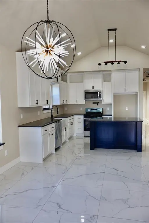 Photo 5 — 916 SE 42nd Street, Oklahoma City, OK 73129