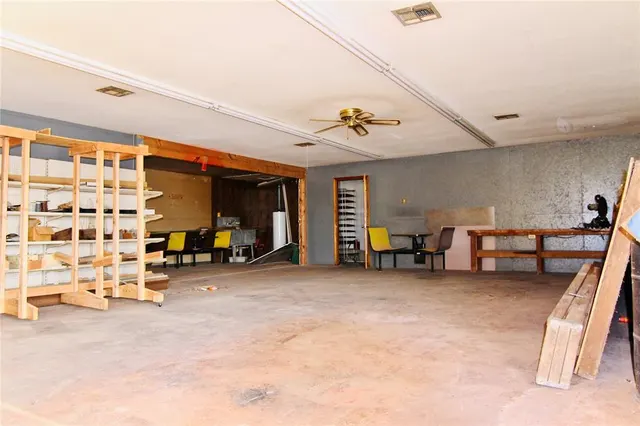 Photo 2 — 2120 S Merritt Road, Elk City, OK 73644