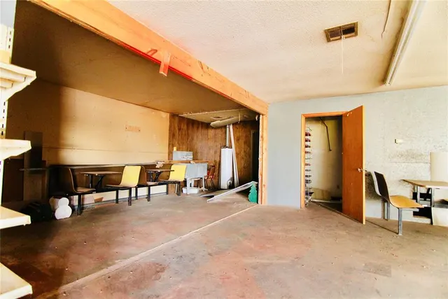 Photo 6 — 2120 S Merritt Road, Elk City, OK 73644