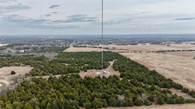 Photo 4 — 1601 NE 101st Street, Oklahoma City, OK 73131