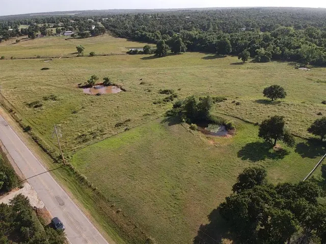 Photo 2 — Dobbs Road, Newalla, OK 74857