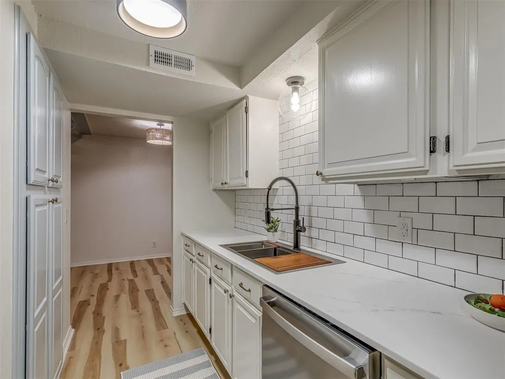 Photo 12 — 11140 Stratford Drive 612, Oklahoma City, OK 73120