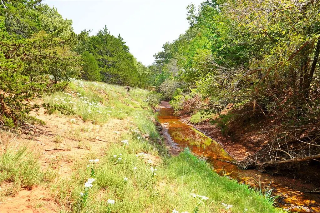 Photo 2 — N 2360 Road, Thomas, OK 73669