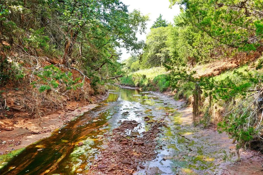 Photo 15 — N 2360 Road, Thomas, OK 73669