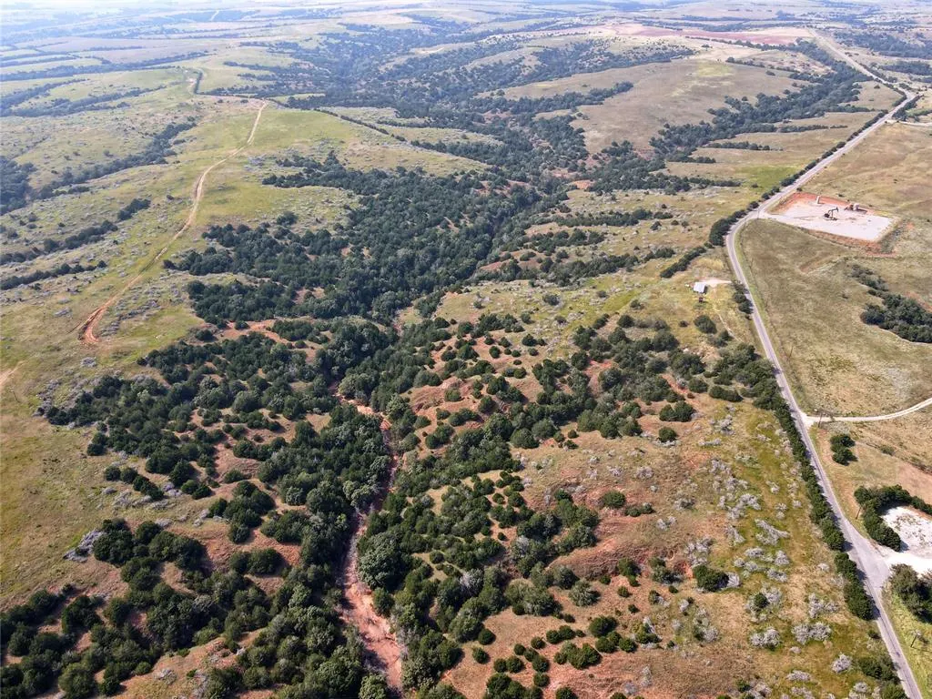 Photo 45 — N 2360 Road, Thomas, OK 73669
