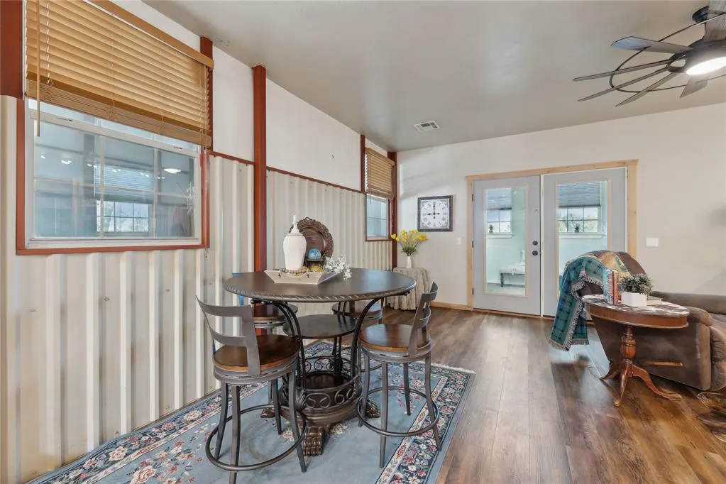 Photo 16 — 7201 Country Lane, Mustang, OK 73064