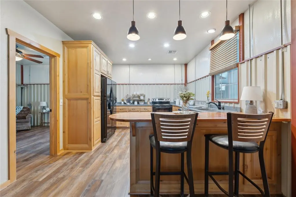 Photo 17 — 7201 Country Lane, Mustang, OK 73064