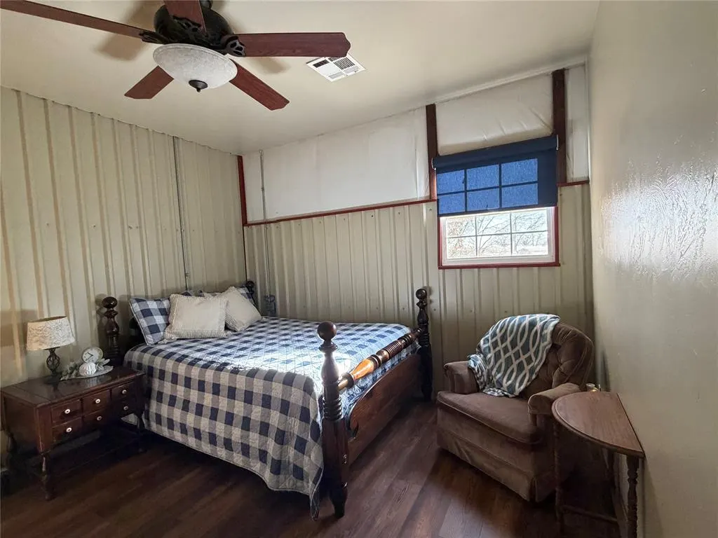 Photo 11 — 7201 Country Lane, Mustang, OK 73064