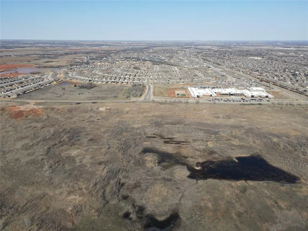 Photo 2 — 9003 N Mustang Road, Yukon, OK 73099
