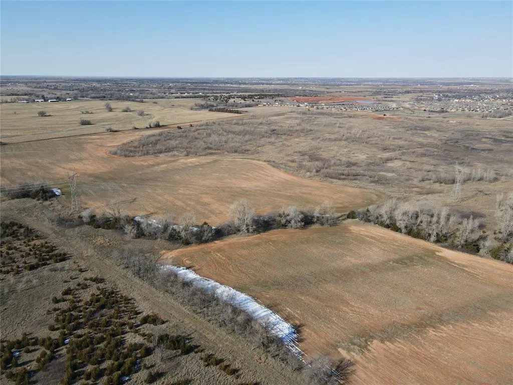 Photo 10 — 9003 N Mustang Road, Yukon, OK 73099