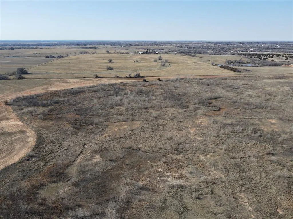 Photo 21 — 9003 N Mustang Road, Yukon, OK 73099