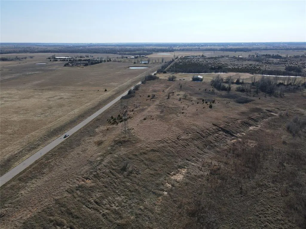 Photo 23 — 9003 N Mustang Road, Yukon, OK 73099