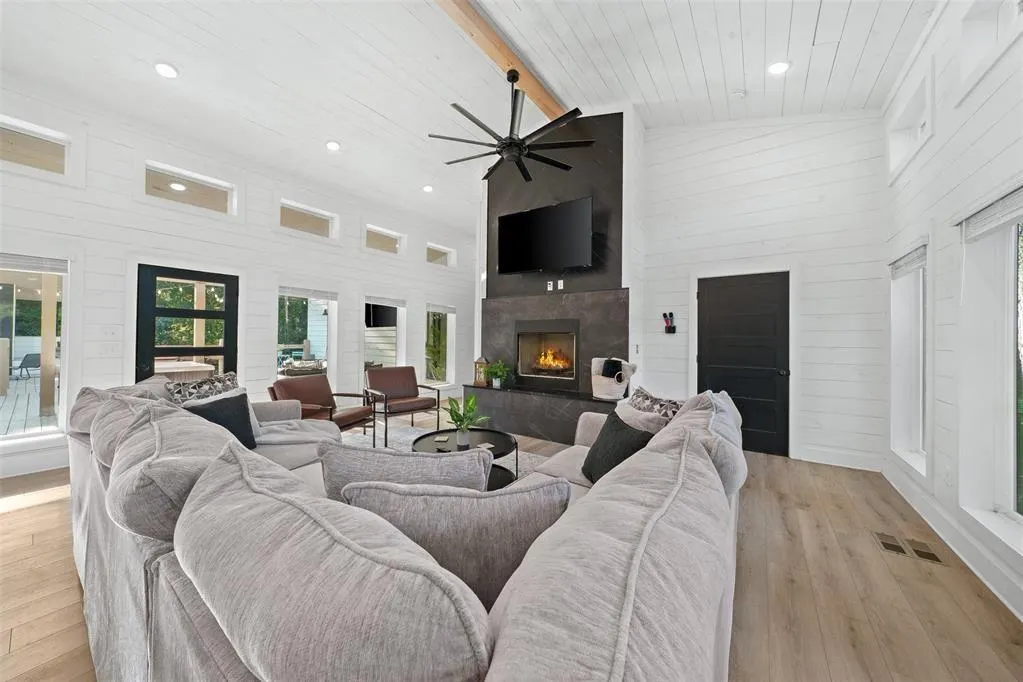 Photo 12 — 2221 Camp Ranch Road, Broken Bow, OK 74728