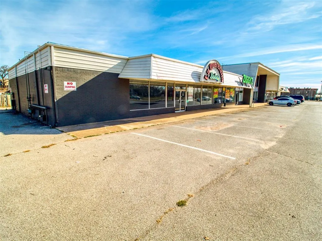 Photo 8 — 2000 N Macarthur Boulevard, Oklahoma City, OK 73127