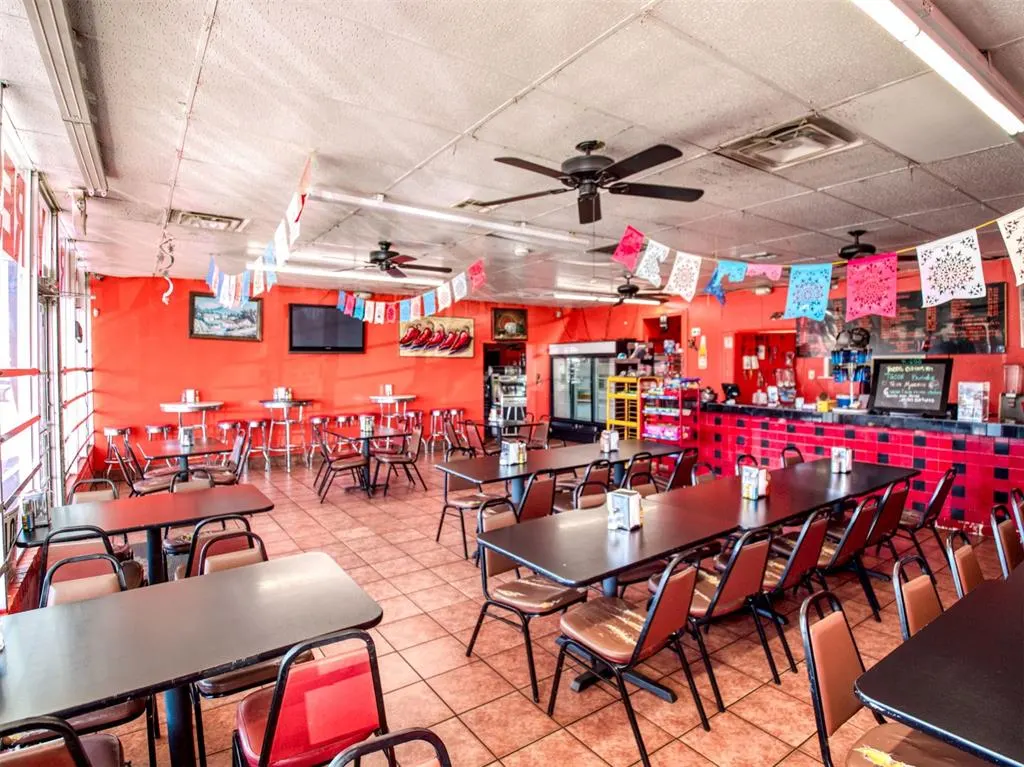 Photo 24 — 2000 N Macarthur Boulevard, Oklahoma City, OK 73127