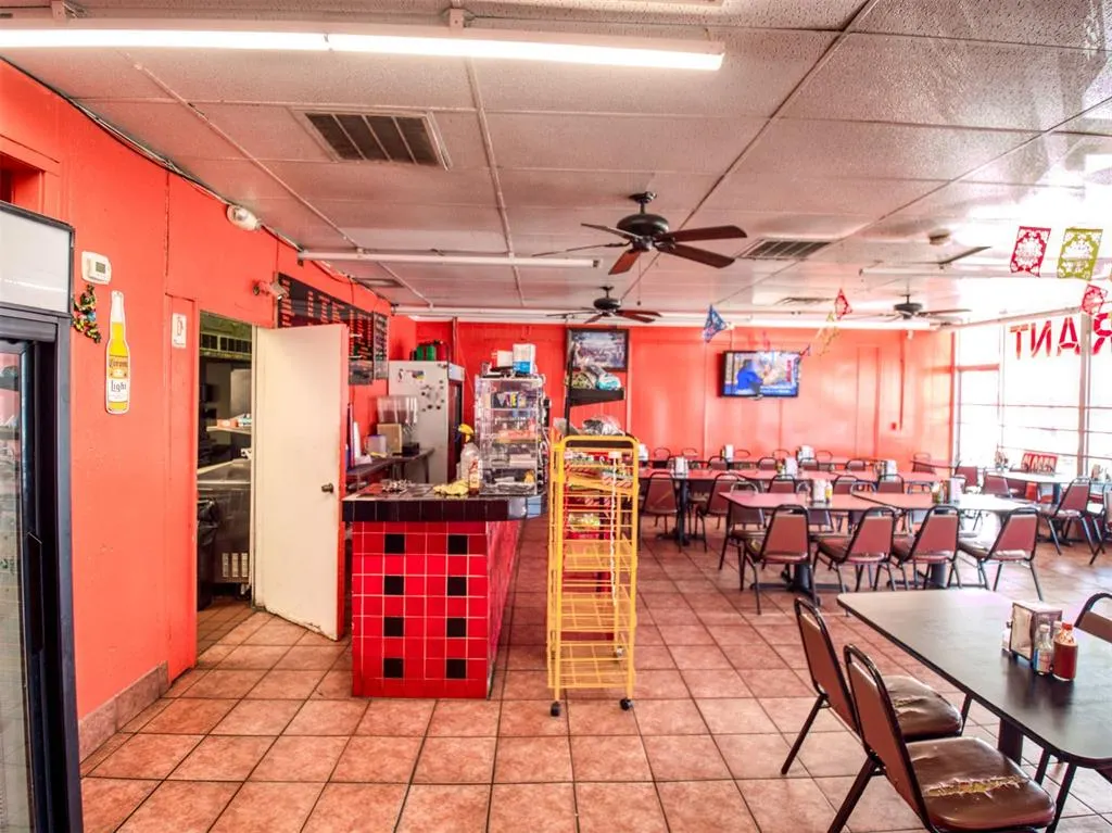Photo 27 — 2000 N Macarthur Boulevard, Oklahoma City, OK 73127