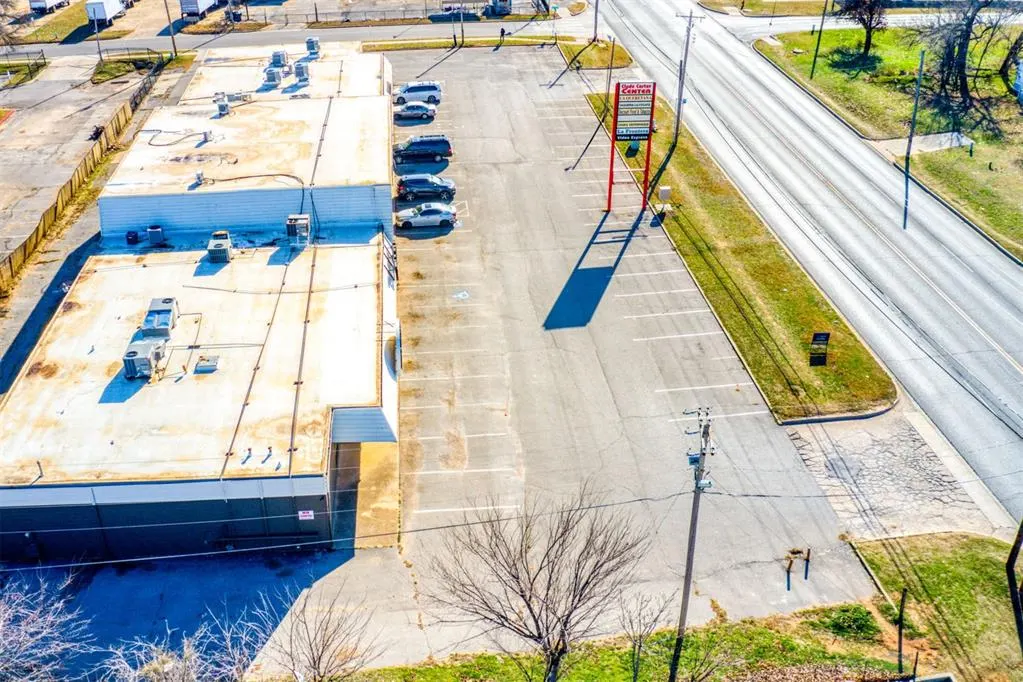 Photo 43 — 2000 N Macarthur Boulevard, Oklahoma City, OK 73127