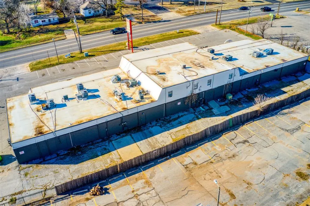 Photo 44 — 2000 N Macarthur Boulevard, Oklahoma City, OK 73127