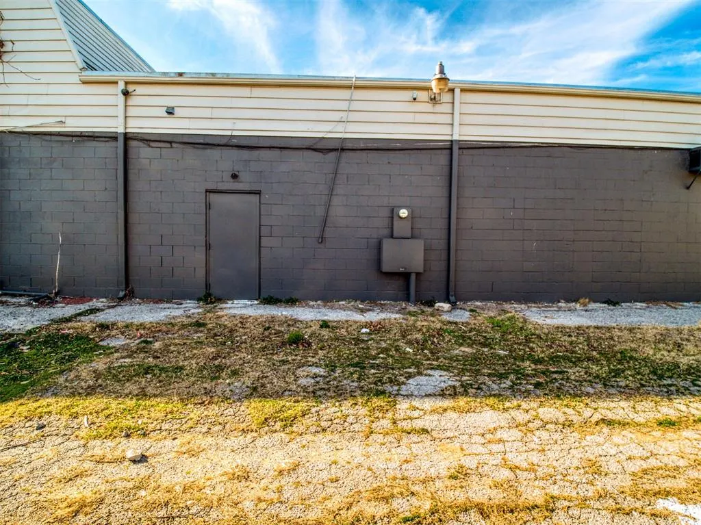 Photo 47 — 2000 N Macarthur Boulevard, Oklahoma City, OK 73127