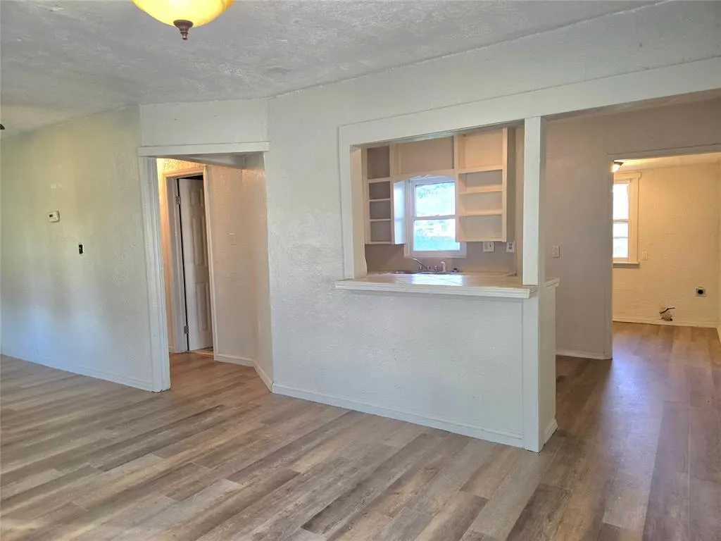 Photo 6 — 5843 NW 24th Street, Oklahoma City, OK 73127