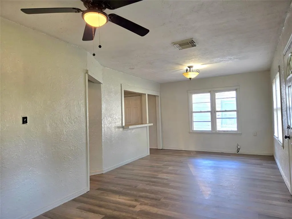 Photo 5 — 5843 NW 24th Street, Oklahoma City, OK 73127
