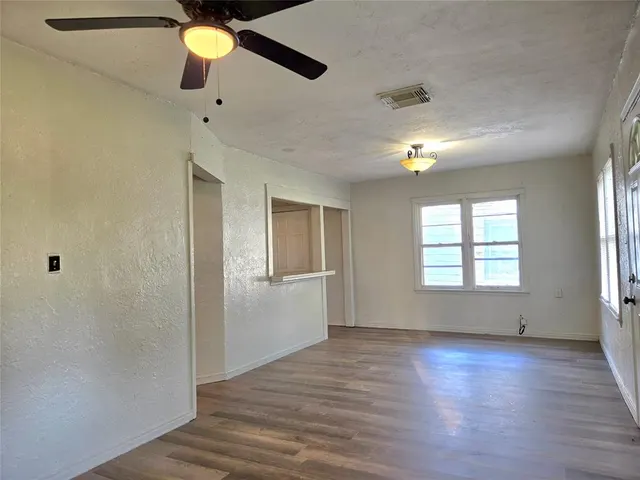 Photo 5 — 5843 NW 24th Street, Oklahoma City, OK 73127