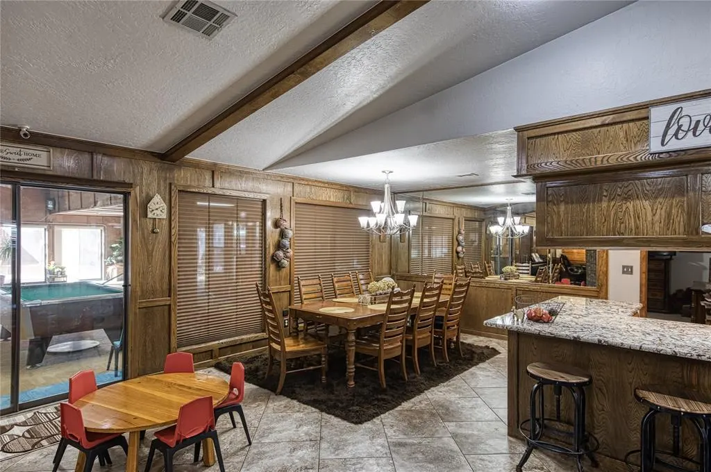 Photo 8 — 909 N Randall Avenue, Elk City, OK 73644