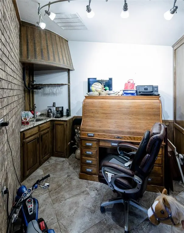 Photo 20 — 909 N Randall Avenue, Elk City, OK 73644