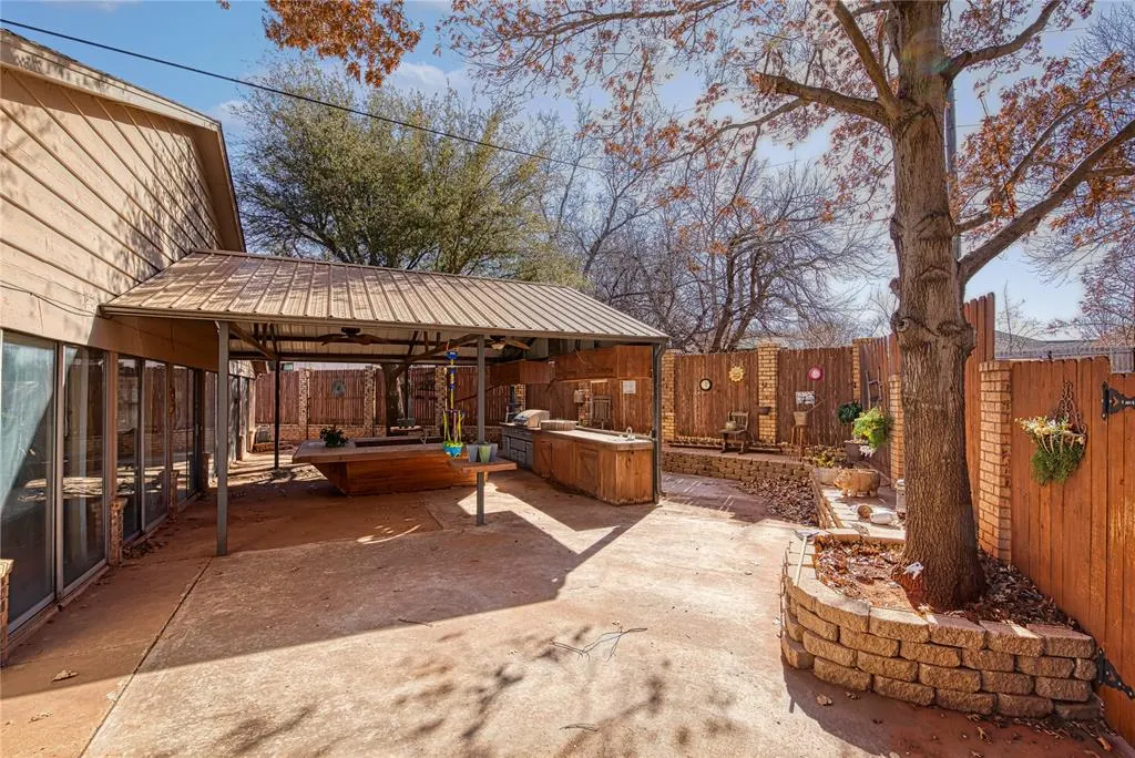Photo 27 — 909 N Randall Avenue, Elk City, OK 73644