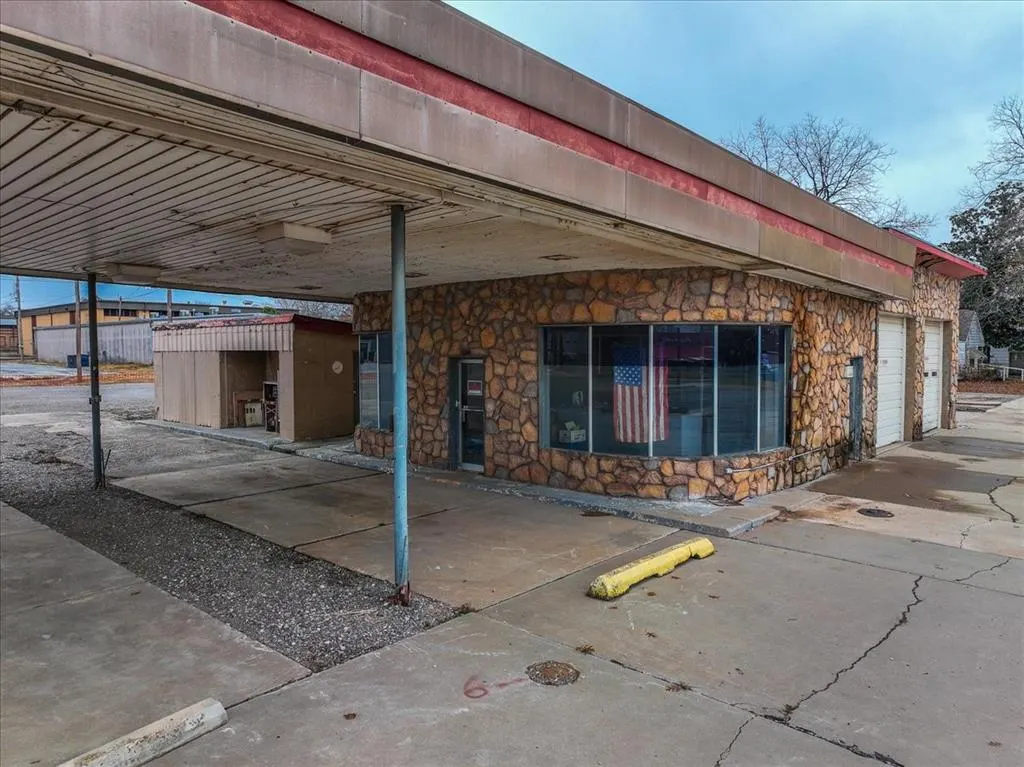 Photo 13 — 330 S Green Avenue, Purcell, OK 73080