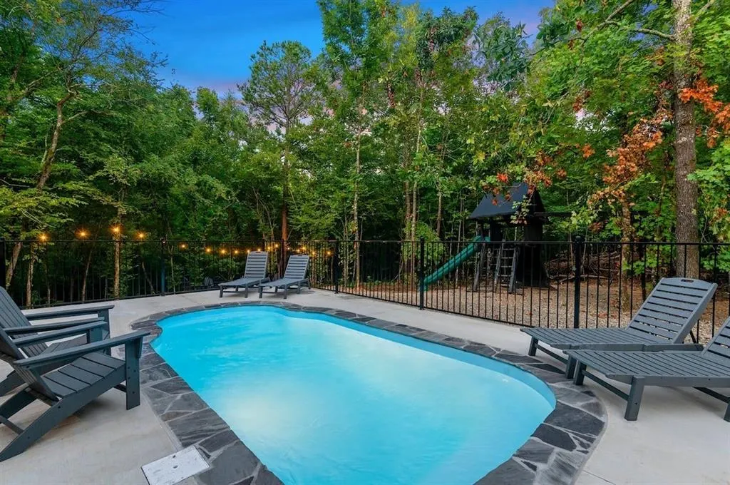 Photo 4 — 362 Gentry Oak Lane, Broken Bow, OK 74728