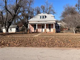 Sold home at 1008 W Colorado Street