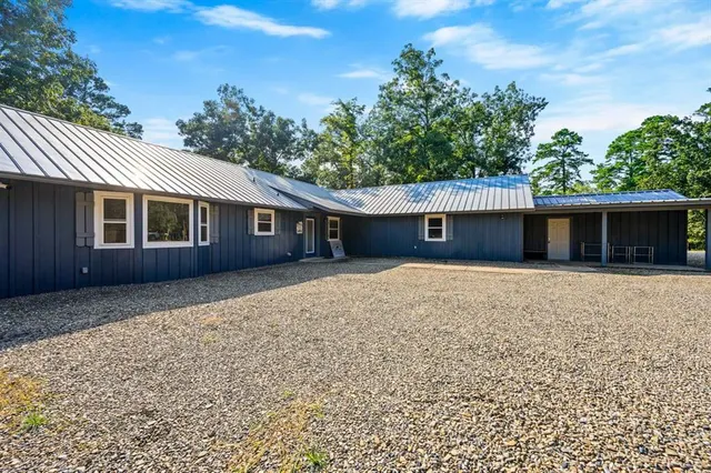 Photo 8 — 141 Wildwood Trail, Broken Bow, OK 74728