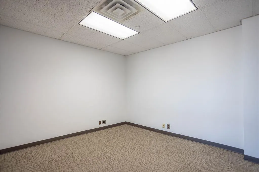 Photo 6 — 1100 E Main Street, Weatherford, OK 73096