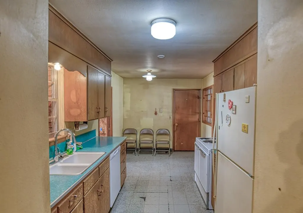Photo 9 — 1626 Lenox Drive, Norman, OK 73069