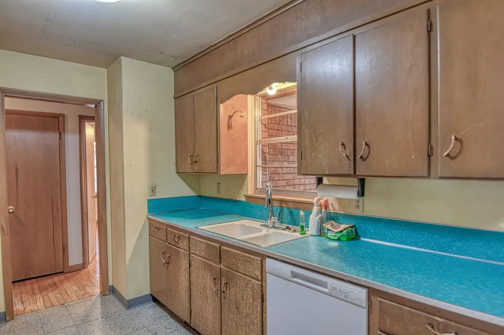 Photo 11 — 1626 Lenox Drive, Norman, OK 73069