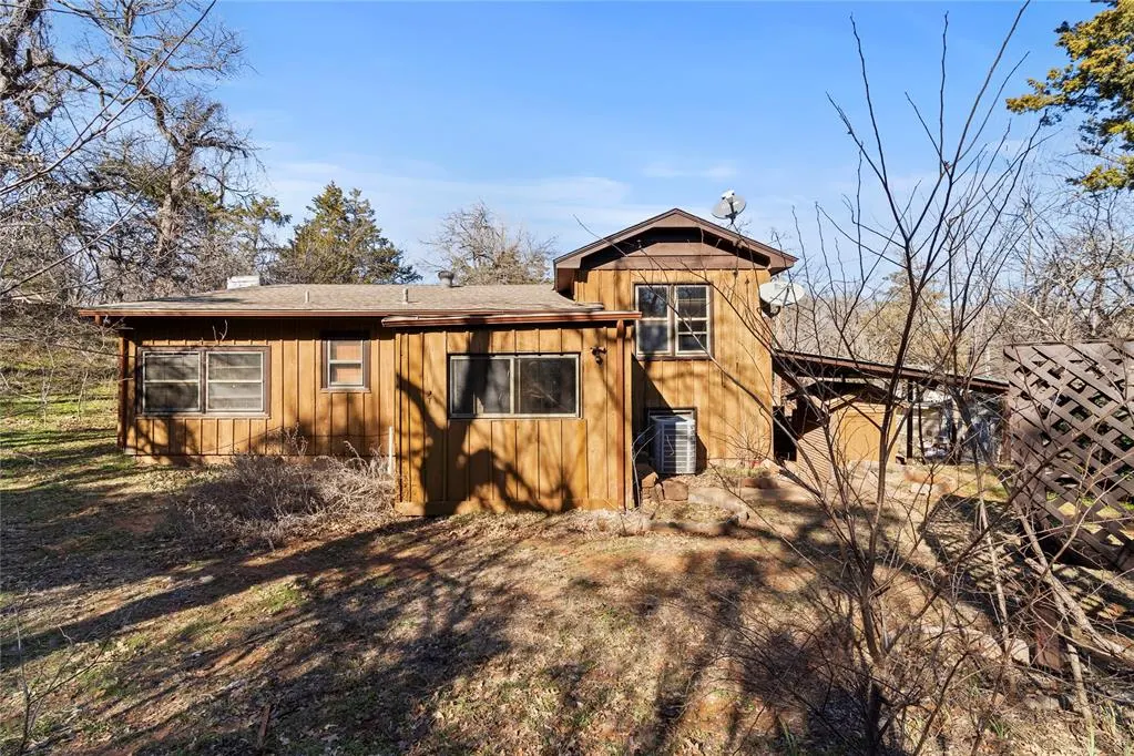 Photo 24 — 569 5th Street, Hinton, OK 73047