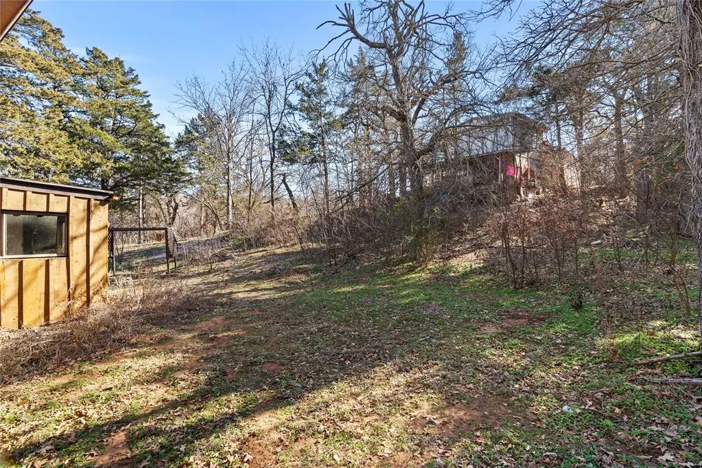 Photo 26 — 569 5th Street, Hinton, OK 73047