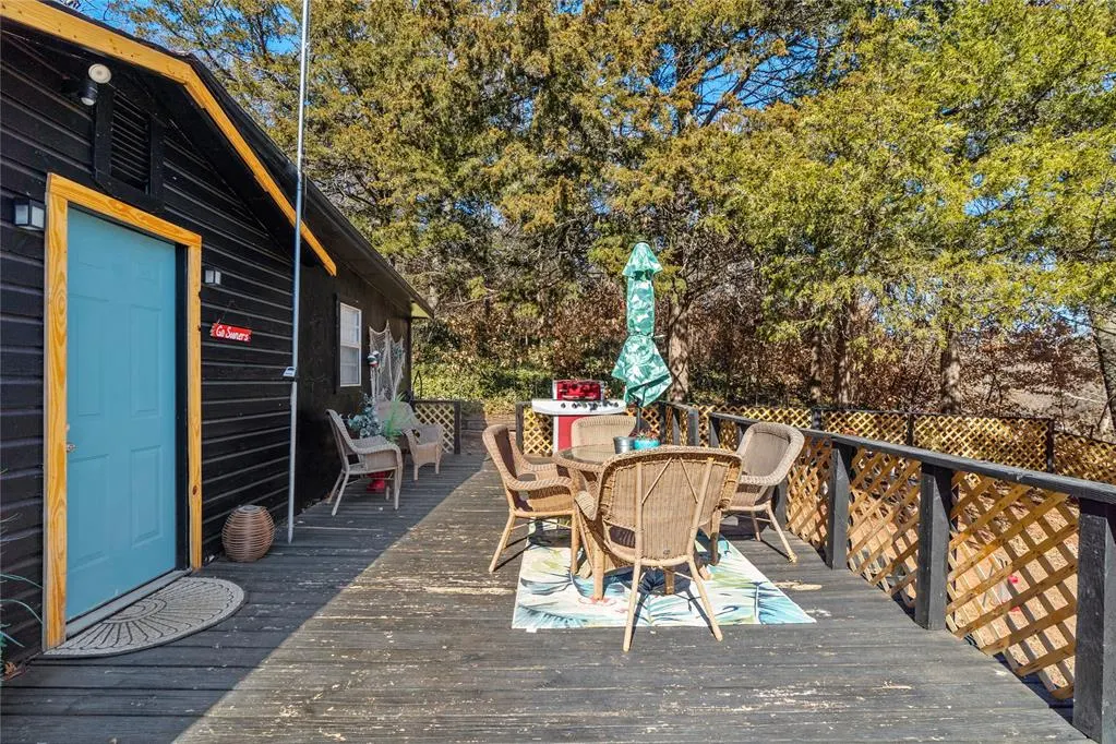 Photo 8 — 21240 E 2nd Street, Hinton, OK 73047
