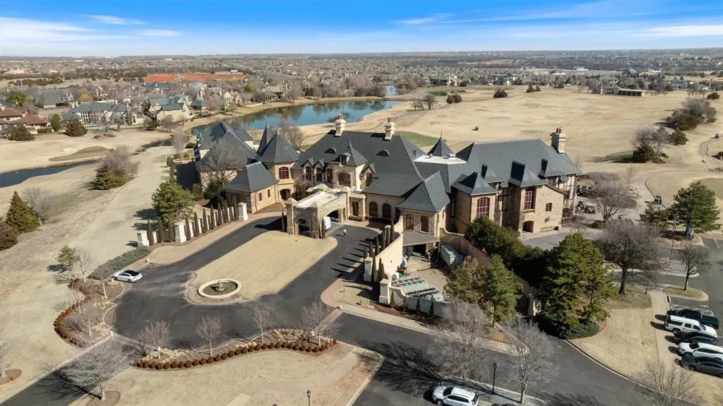 Photo 9 — 5724 Promenade Square, Oklahoma City, OK 73142