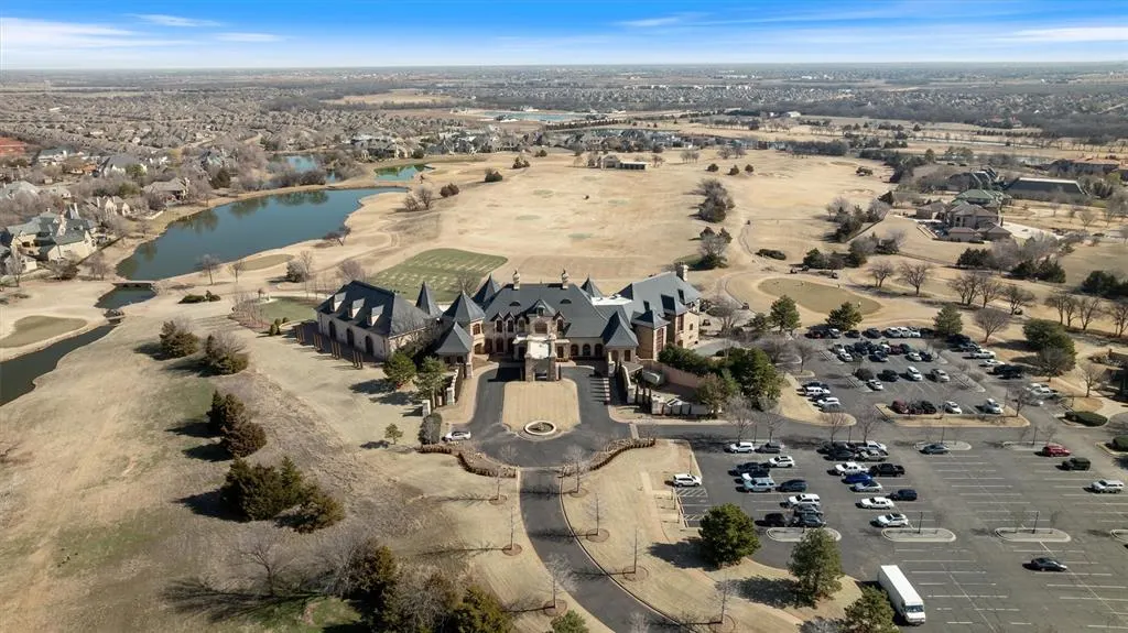 Photo 11 — 5724 Promenade Square, Oklahoma City, OK 73142
