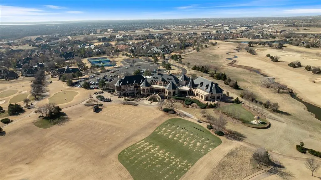 Photo 13 — 5724 Promenade Square, Oklahoma City, OK 73142