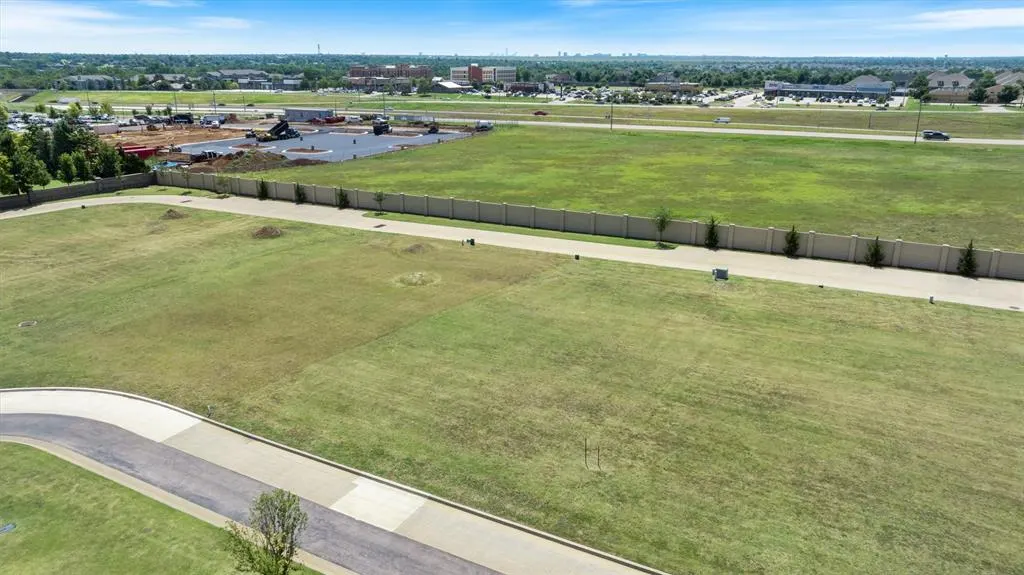 Photo 3 — 5724 Promenade Square, Oklahoma City, OK 73142
